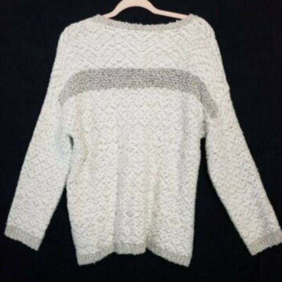Vince Camuto Sweater Large knit gray white stripes - Picture 2 of 5